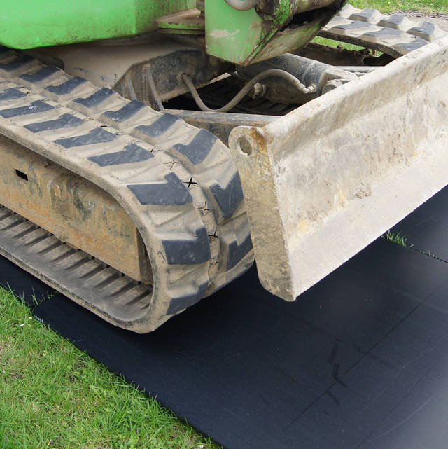 Stabile Kunststoffe von Murdotec als umweltfreundlicher Bodenschutz und Abstütztechnik