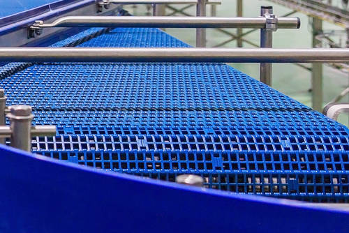 In Branchen wie der Transporttechnik und Fördertechnik wirtschaftlich arbeiten durch den Einsatz von Murdotec Kunststoffen mit optimalen Gleiteigenschaften